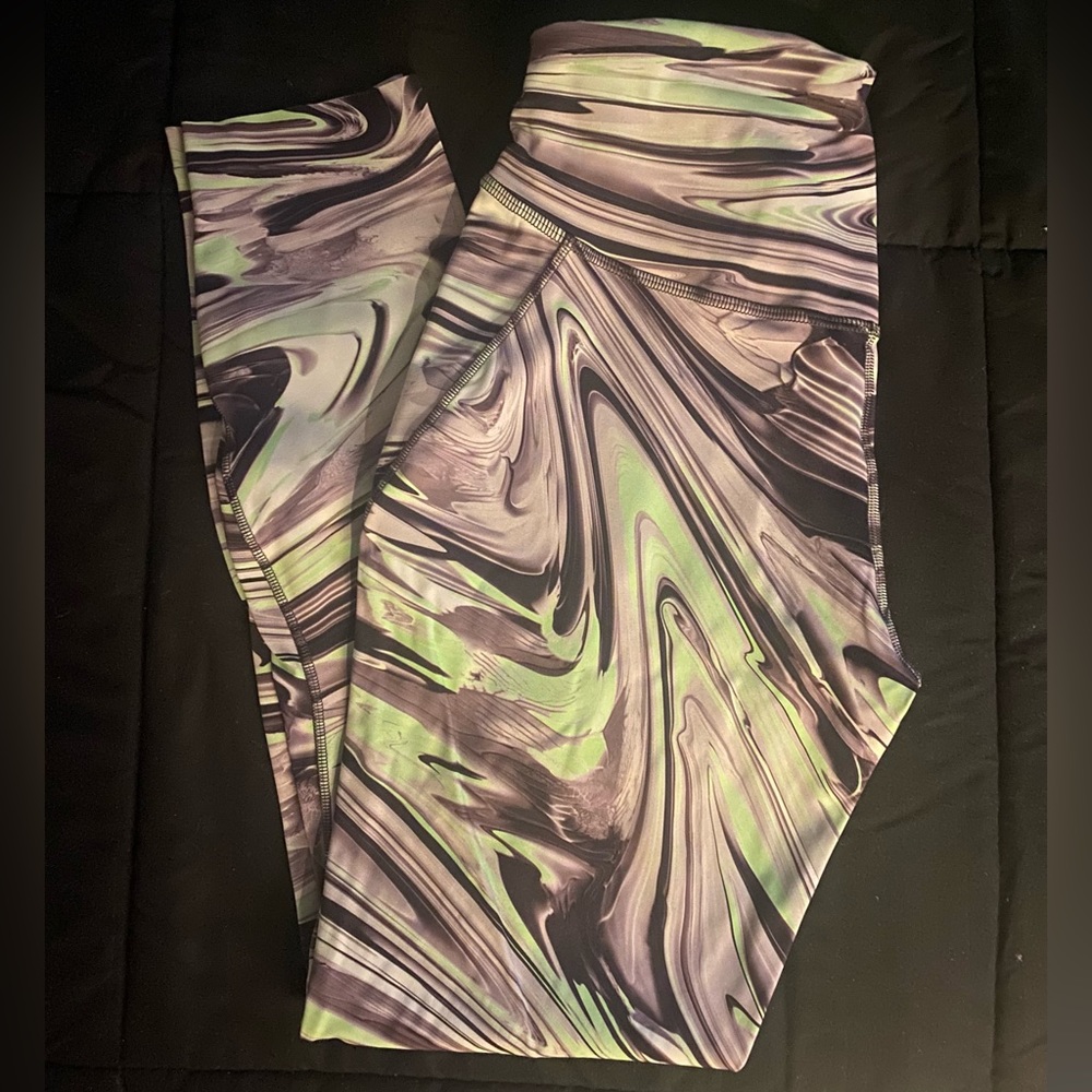 Lululemon Leggings - Picture 2 of 3